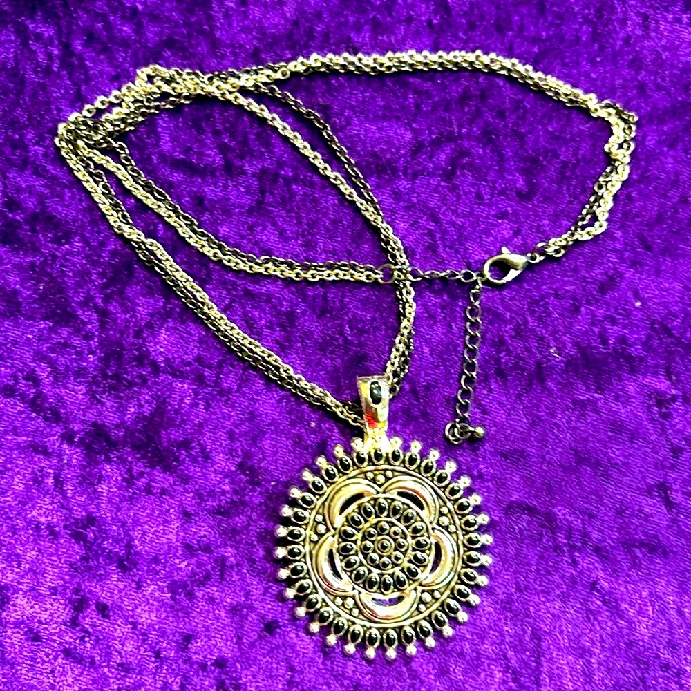 Silver Black two tone
2.5 inches Medallion 
30 inches chain Necklace